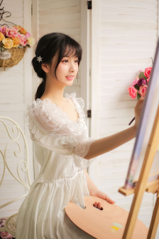 内衣比基尼美女图片